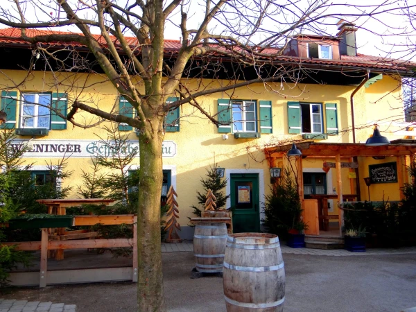 Пивной сад ресторана Schwabenbrau