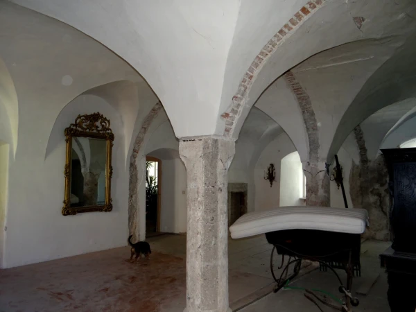 Старинные своды крепости