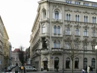 Palace 4*