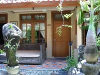 Sri Ratu Cottages 3*