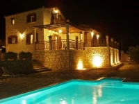 Myllos 4*