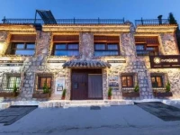 Hostal Avenjucar 