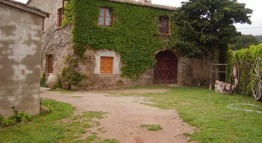 Masia Country House 