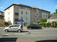 Canon Court Apartments 4*
