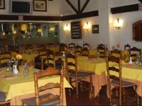 Bar-Restaurant Hostal Can Gurt 
