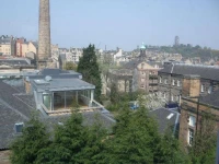 2 Bed Apt Drummond St 
