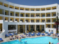 Cleopatra Hotel Kris Mari 3*
