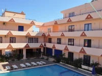 Konstantinos 3*