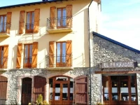 El Ferrador Apartments 