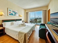 Playa Esperanza Suites 