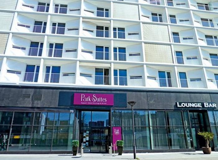 Park & Suites Prestige Paris 4*