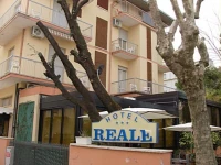 Reale 3*