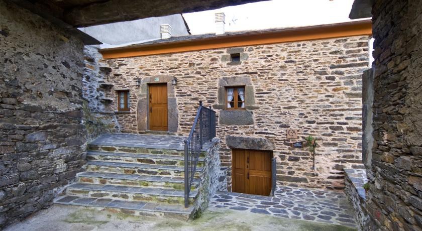 Casa de Aldea Toureye 