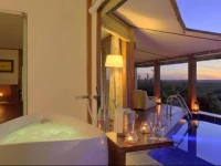 Ngerende in the Wild Lakeview 5*