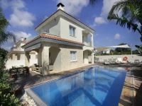 3 Br Villa Cute 4*