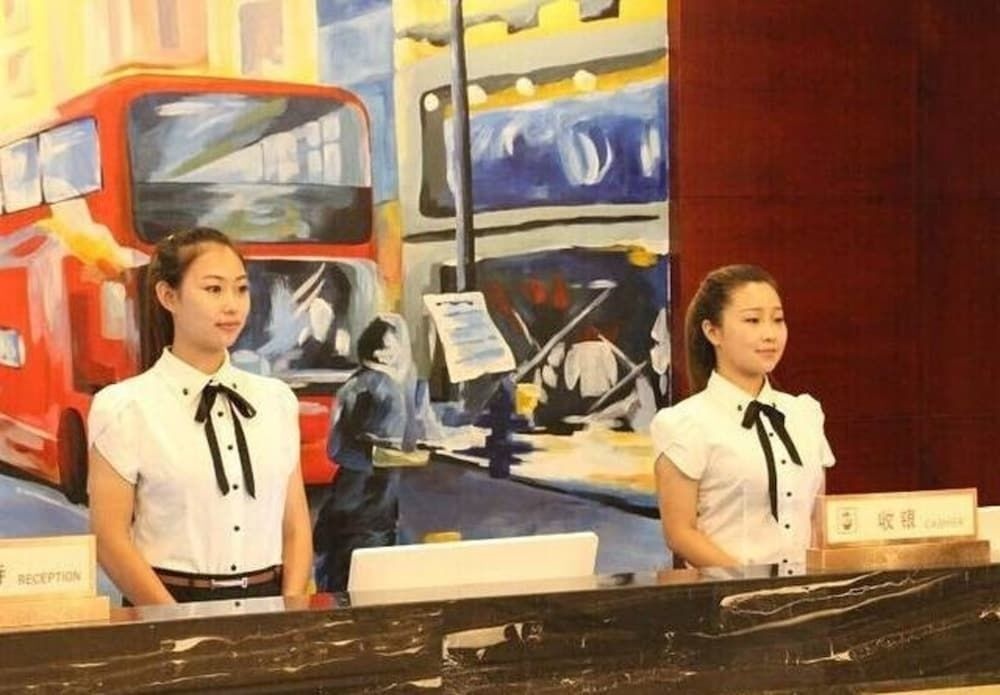 Linan Kanghao Hotel 