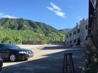Beijing Leo Great Wall Hostel 