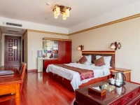 Hoylake Sunny Resort 