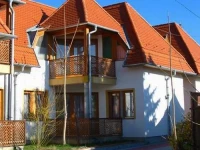 Klaudia Aparthotel 3*