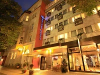 Holiday Inn Garden Court Berlin Kurfurstendamm 4*