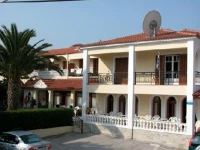 Family Inn 3*