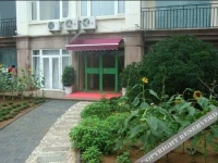 Qingdao Xinlonglong Guesthouse 