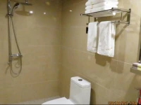 Quanfu Business Hotel 