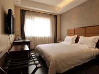 Langyun Hotel Zhangshan Branch 