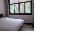 Wuyuezhai Xiangcunrenjia Inn 