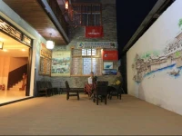 Fenghuang Ancient city Jiaxing inn 