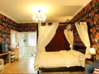 Walk on Lotus Homestay 