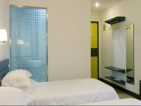 Pinghu Nine Dragon Business Hotel 