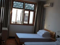 Zhaji Baolian Inn 