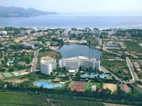 Lagotel 3*