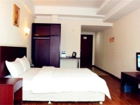 Yijia Holiday Hotel 