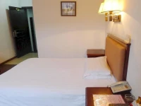Gonglian Hotel Nanchang Bayi Square 