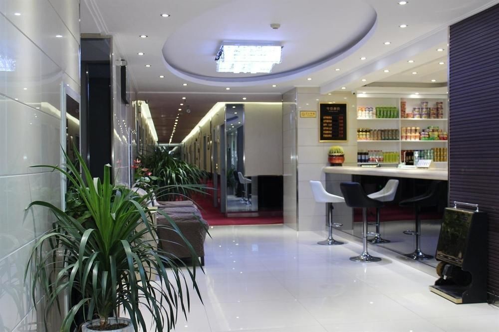 Junze Business Hotel 