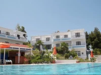 Aristo Apartments 