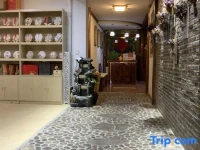 Jinghuayuan Boutique Inn 