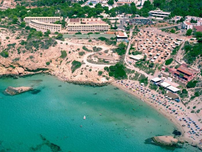 Club Cala Tarida 2*