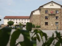 Ramada Leeds North 3*