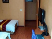 Yinlong Business Inn 
