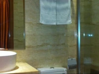 Yijing Holiday Hotel 