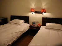 Zhongxiang Tianrui Business Hotel 