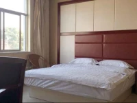 Huaining Hotel 