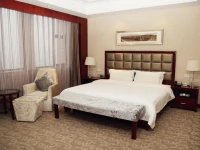 Yichang Guomao Hotel 