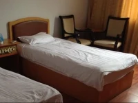 Gonggashan Hostel 