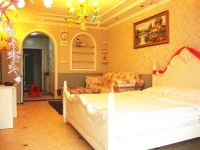 Momo Romantic Hotel Apartment 