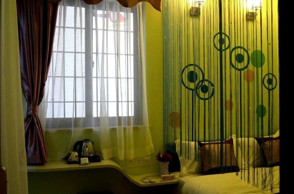 Fenghuage Hotel 