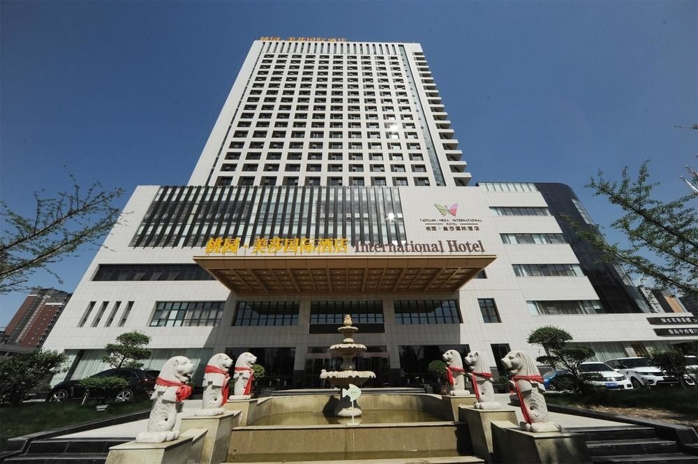 Mesa International Hotel 